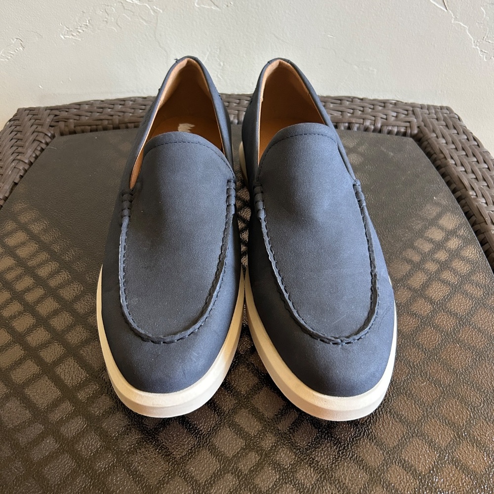 Guess Slip On Slip Resistant Loafer Shoes Size 10.5